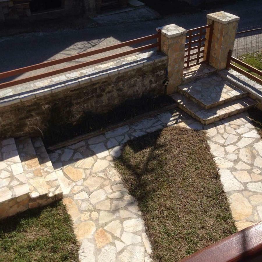 Affittacamere To Archontiko Tis Nikis Giannina Esterno foto
