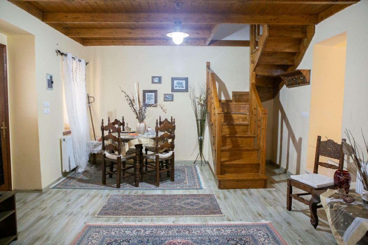 Affittacamere To Archontiko Tis Nikis Giannina Esterno foto