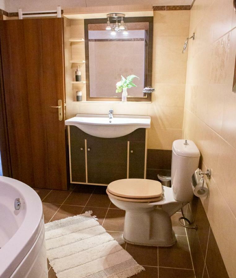 Affittacamere To Archontiko Tis Nikis Giannina Esterno foto